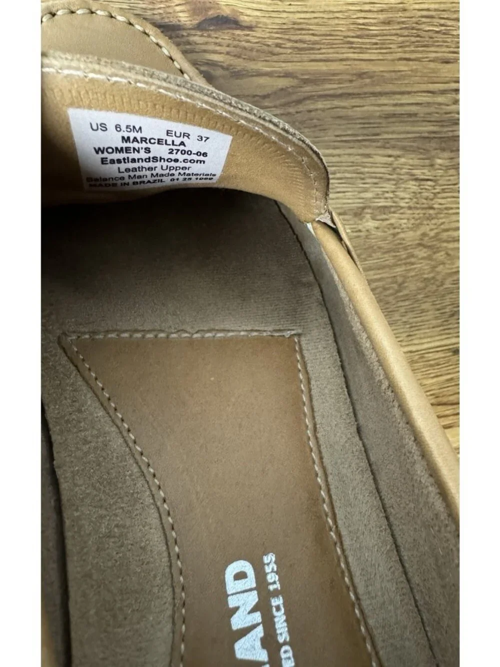 Eastland Women's Marcella Driving Moccasin Slip On Loafer in Camel Size 6.5
